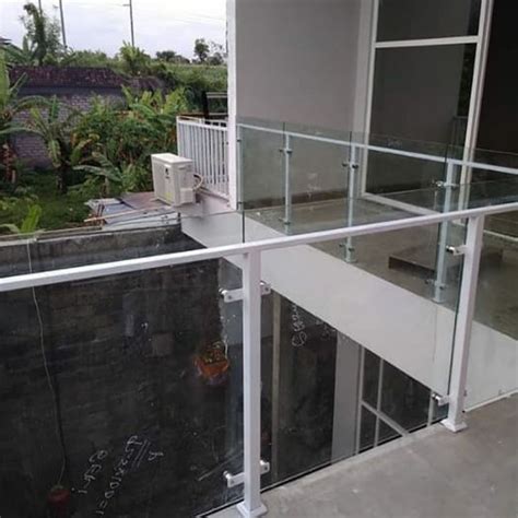 Jual balkon kaca tempered 8mm dengan rangka galvanis Indonesia|Shopee